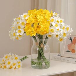 Decorative Flowers 6Pcs Narcissus Wreath Fake Artificial Plant Daffodil Bouquet Bunch Living Room Decoration Floral Home