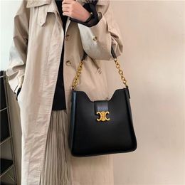 High-grade sense one-shoulder underarm chain texture handbag 2024 fashion retro new child and mother bag leisure oblique