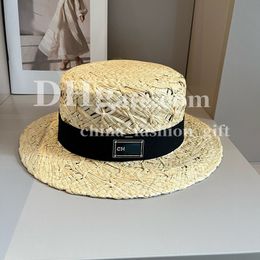 Designer Straw Hat Wide Brim Bucket Hats Grass Woven Hat For Women Black Bandage Hat Summer Vacation Sun Prevent Hat
