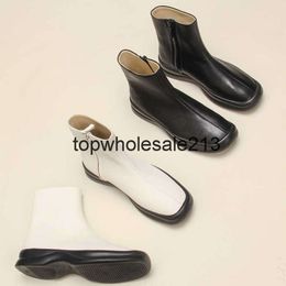 The Row New Shoes 2022 Short Top-quality Autumn Boots Small French Solid Side Zipper Casual Flat Heel Short Tube Martin Boots Wrdu