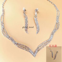 Necklace Bracelet Ding Set of Bride Jewelry Necklaces, European and Three Piece Set, Water Diamond Claw Chain Jewelry Set, and 198 442