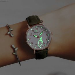 Wristwatches Luminous Watch Night Glowing Women Cute Leather Watches Simple Small Dial Quartz Clock Wrist for Girls d240417