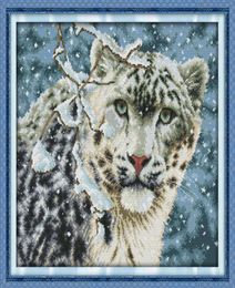 Snow leopard winter Handmade Cross Stitch Craft Tools Embroidery Needlework sets counted print on canvas DMC 14CT 11CT Home decor 2485096