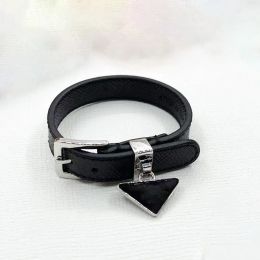 Bracelets Brand Designer Luxury Bracelets Men's and women's Bracelets Fashion Unisex Jewellery Aolly Buckle Leather black white Colour With box