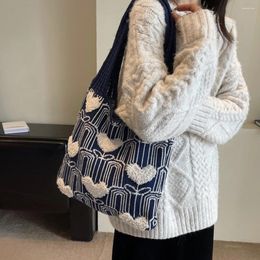 Shoulder Bags Women Crochet Bag Large Capacity Heart Pattern Aesthetics Handbag Versatile Knitted Shopping Casual Commuting