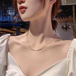 Hög version T House V Gold Smile Necklace For Women Light Luxury Rose Gold Niche Design Full Diamond Smiley ClaVicle Chain Chain Chain