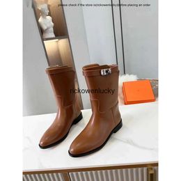 classic brand Triumphal Luxury Arch retro hardware buckle Martin boots Autumn/Winter punk trendy layer calf leather boots High quality womens boot factory boots 42