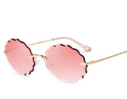 Oversized Round Gradient Round Sunglasses Women Brand Designer Rimless Sun Glasses Female Tint Flower Wave Eyewear Retro Glasses6325897