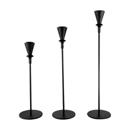 Candle Holders 3pcs Taper Holder Tabletop Iron Candlestick Props Living Room Home Decor Simple European Style Exquisite Wedding Party