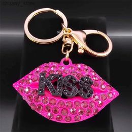 Keychains Lanyards Fashion Sexy KISS Lips Pendant Key Chain for Women Girl Rhinestone Gold Colour Metal Key Ring Purse Jewellery porte clef K5240S01 Y240417