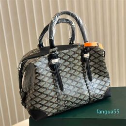 Luxury Designer travel luggage duffle sports Outdoor handbag women's mens wallets Leather duffel tote Shoulder crossBody