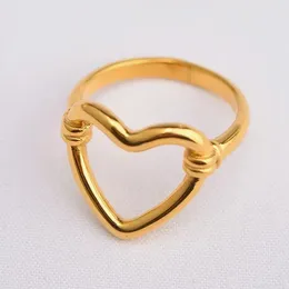 Cluster Rings Tarnish Free Wholesale Jewelry Heart Shape Ring For Women Glossy Love Exquisite Wild Trend
