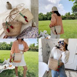 Beach Bags Ladies Large Capacity Vacation Woven Bag for Women's Summer Rural Style Handmade Grass Fashion One Shoulder Crossbody