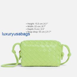 Womens Loop Camera Bag BotegaVeneta Small Intrecciato Leather Cross-body Bag Height 15.5cm Width 22cm Depth 9cm Strap Drop 55cm UIGG