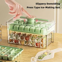 Press Type Ice Cube Tray With Storage Box Maker Kitchen Gadget Bucket Mould for Beer Quickfreeze 240415