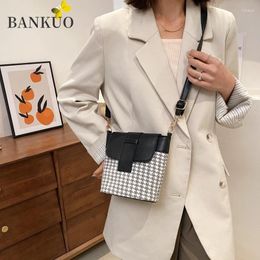 Bag BANKUO Vintage Tassel Crossbody Bucket Fashion Female Shoulder Handbags Leather Drawstring Messenger Bags Z250