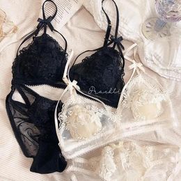 Bras Sets Sexy Triangle Cup Beautiful Back Lace Bra Set Wire Free Girls Underwear Panties