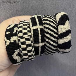 Hair Rubber Bands 5pcs Fashion Elastic Hairbands For Women Black Striped Thick Hair Rope Hair Ties Autumn Winter Simple Durable Hair Accessories Y240417