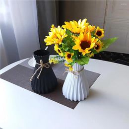 Vases Plastic Vase Wear-resistant Anti-Ceramic Rattan-Like Flower Cute Lovely For Home Decoration Accessory
