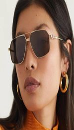 Luxury Mens Sunglasses for Women Sunglass Fashion Brand Design Rivet Retro Woman Sun Glasses UV400 PREMIERE Driver Eyewear Japan Eyeglasses8296402