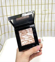 BRAND BB Highlighting Powder 8g Makeup Shimmer Blush Sheer Tone Higglight Poudre Touche Eclat top quality highlighter6862431