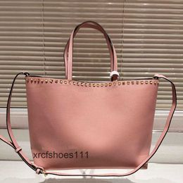 Leather Bags Soft Casual 2024 Strap Women Vallentinootinos Quality Tote Fashion Totes High Bag Stud Shoulder Designer Handbags Large Capacity 86CG