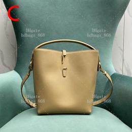 Bucket bags Calfskin Leather Making 10A Mirror 1:1 quality Designer Luxury bags Fashion Tote bag Shoulder bag Handbag Woman Bag Small With Gift box set WY076