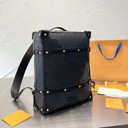 Tasarımcı Sırt Çantası Kadın Lüks Sırt Çantası Çanta Adam Bavul Tote Bag Bag Sırt Çantası Seyahat Omuz Çantası Sırt Paketi Erkek Kadın Çanta Dizüstü Çantası Deri Siyah Çiçek