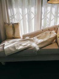 Work Dresses Lingzhiwu Spring Tweed Skirt Set French Vintage Ladies Sequins Feathers Tassel Outerwear Suit White Twinset Arrive