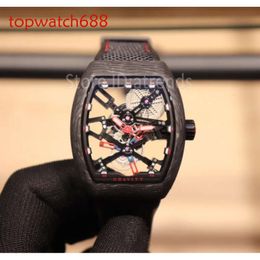 Top stilvolle automatische mechanische selbstwickelnde Uhr MEN Kohlefaser Zifferblatt 44x54mm Klassische Tonneau Armbandwatch Gentlemen Casual Leder Armbanduhr MF11