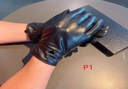Men Women Designer Gloves Winter Luxury Black Genuine Leather Mittens Brands Fingers Glove Warm Cashmere Inside Touch Screen Mitte2006705