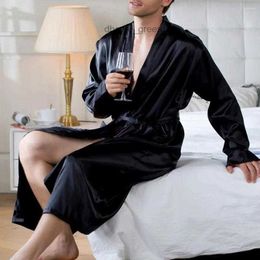 Mens Sleepwear Bathrobe Pajamas Comfortable Satin Homewear Soft Nightwear Color Men Pocket Robe Fashion Silk Solid Simulation