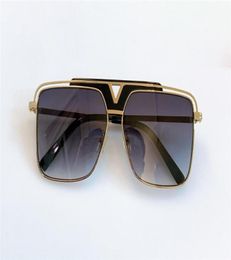 1032 New fashion sunglasses classic Popular Retro Vintage Full frame shiny gold Summer unisex Style UV400 Eyewear come With box su3352463