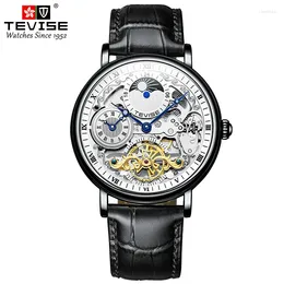 Wristwatches High Quality Selling Men's Watch Fashion Hollow Design Calendar Business Waterproof