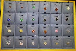 Klassische Vierblattklee Halsketten Anhänger Mutter-of-Perle-Edelstahl für Frauen Mädchen Valentiner Muttertag Verlobung Schmuck Gift Großhandel