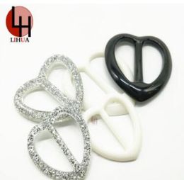 Cheapest scarf buckle Peach heart butterfly elliptical chain Scarf clips scarf gift tie the corners of the Tshirt5453590