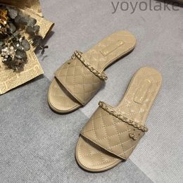 2024New style Channel Slipper luxury Designer Slide flat holiday Beach Leather top quality Women sandal loafer Sliders Summer pool Mule Men outdoor sandale