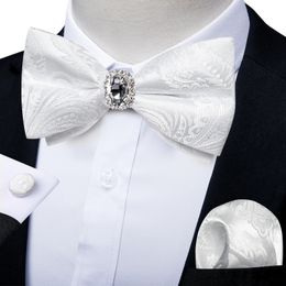 Unique Designer White Pre-tied Bowtie with Jewel ring Wedding Mens Bow Tie Butterfly Knot for Business Handkeechief Set 240418