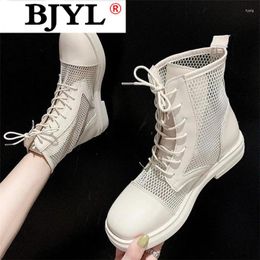 Fitness Shoes Summer Women 2024 Fashion Light Breathable Mesh Lace-up Beige Woman Casual Sneakers Zapatillas Mujer