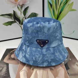 Designer Bucket Hats Fashionable Summer Beach Sun Protection Wide Brim for Men and Women Couple Letter Embroidery Casual Trend BucketHats