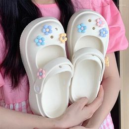 Slippers Creative Flower Baotou Garden Shoes Summer Outwear Cute Sandals Princess Style Beach Women Hole