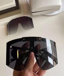 Shield Wrap Sunglasses 4393 Black Grey Extra Interchangeable Lens Sonnenbrille gafa de sol Fashion Oversized Sun glasses UV400 Pro2367122