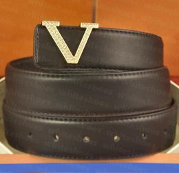 Rhinestone Letter Buckle Belts Luxury Designer Cowskin Belt Women Men Width 38cm Waistband Valentine Gift for Lover9256741