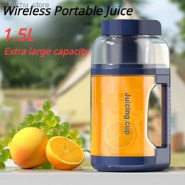 Juicers 1.5L fruit juice cup mini portable mixer smoothie orange and lemon juice extractor electric citrus press sports water bottle Y240418
