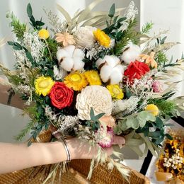 Decorative Flowers Natural Pampas Grass Bridal Bouquet Daisy Leaves Cotton Wedding For Bridesmaid Boho Arrangement