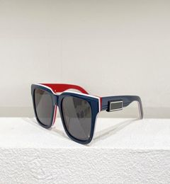 Blue Red Square Pilot Sunglasses for Men Dark Grey Lens Sonnenbrille Fashion Sun Glasses occhiali da sole uv400 protection with bo8374469