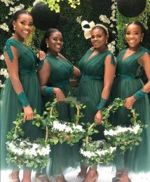 Dark Green Bridesmaid Dresses Long Sleeves Lace Applique V Neck 2024 Simple Ankle Length African Plus Size Maid of Honour Gown Country Newest