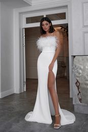 Furs Modern White Satin Mermaid Wedding Dresses Spaghetti Straps Sexy Thigh Split Backless Robes de Mariee Sweep Train YD