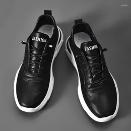Casual Shoes Vulcanised Leather Men Running Thick Bottom Sports Warm Jogging Mens Designer Sneakers Zapatillas