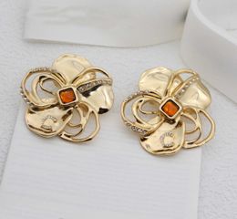 2024 Luxury quality charm flower shape stud earring with red Colour and white shell beads in 18k gold plated have stamp PS3444B